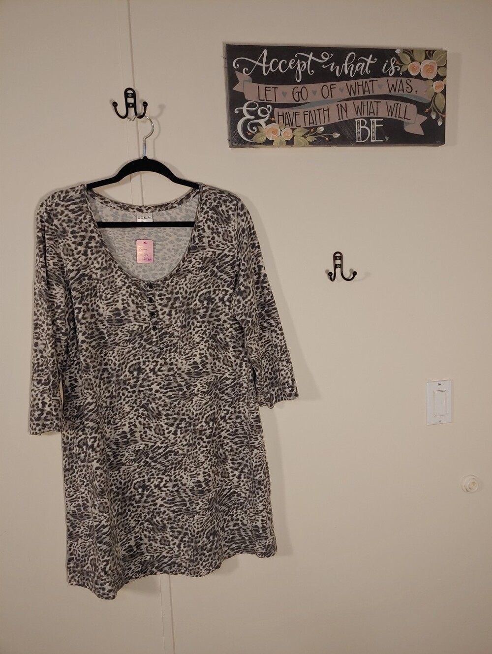 Soma Large Black & Grey Leopard 3/4 Sleeve Nightshirt
